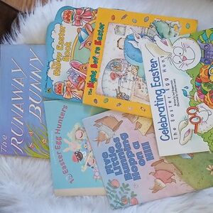 Easter Themed Children's Reading Book Lot.